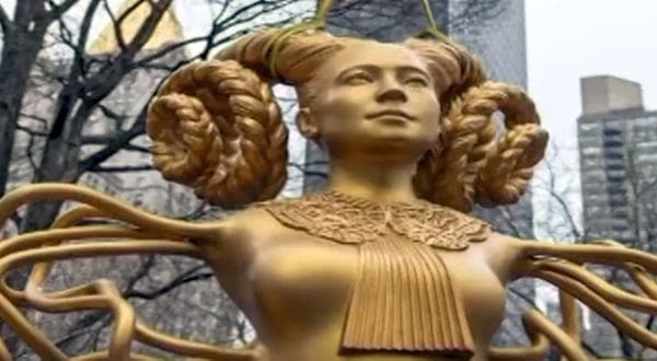 'Satanic golden medusa' abortion statue (video screenshot)