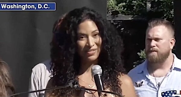 Lisa Phillips (Video screenshot)