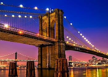 The Brooklyn Bridge in New York City (Pixabay)