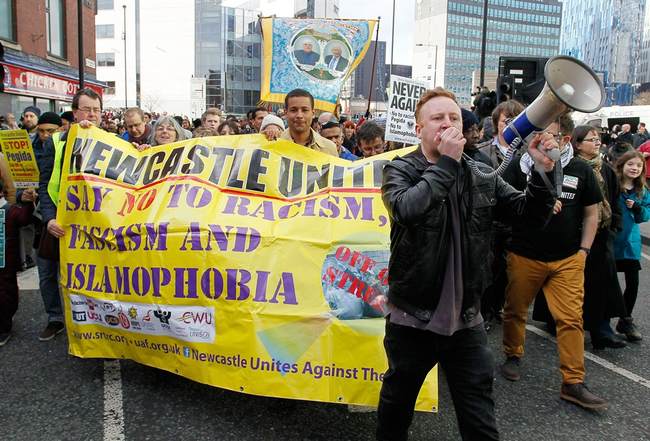 Autistic British Blogger Arrested in the Night Over Meme Slamming Hamas, Palestine, Islam – RedState