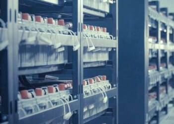 Internet data center (Pixabay)