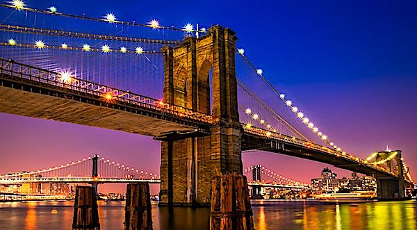 The Brooklyn Bridge in New York City (Pixabay)