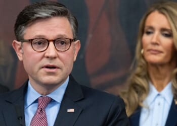 Government Shutdown Dragging Down Economy, SBA Chief Warns