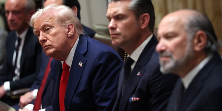 Trump Hails Israel-Hamas Deal, Sounds Alarm on Shutdown