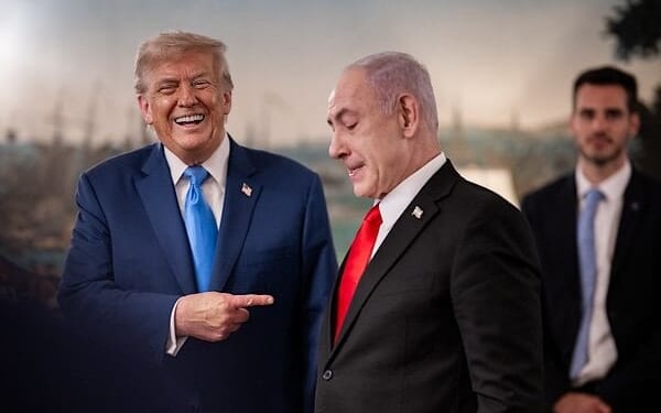 President Donald Trump and Israeli Prime Minister Benjamin Netanyahu speak in the Diplomatic Reception Room before a dinner, Monday, July 7, 2025, at the White House. (Official White House photo by Daniel Torok)