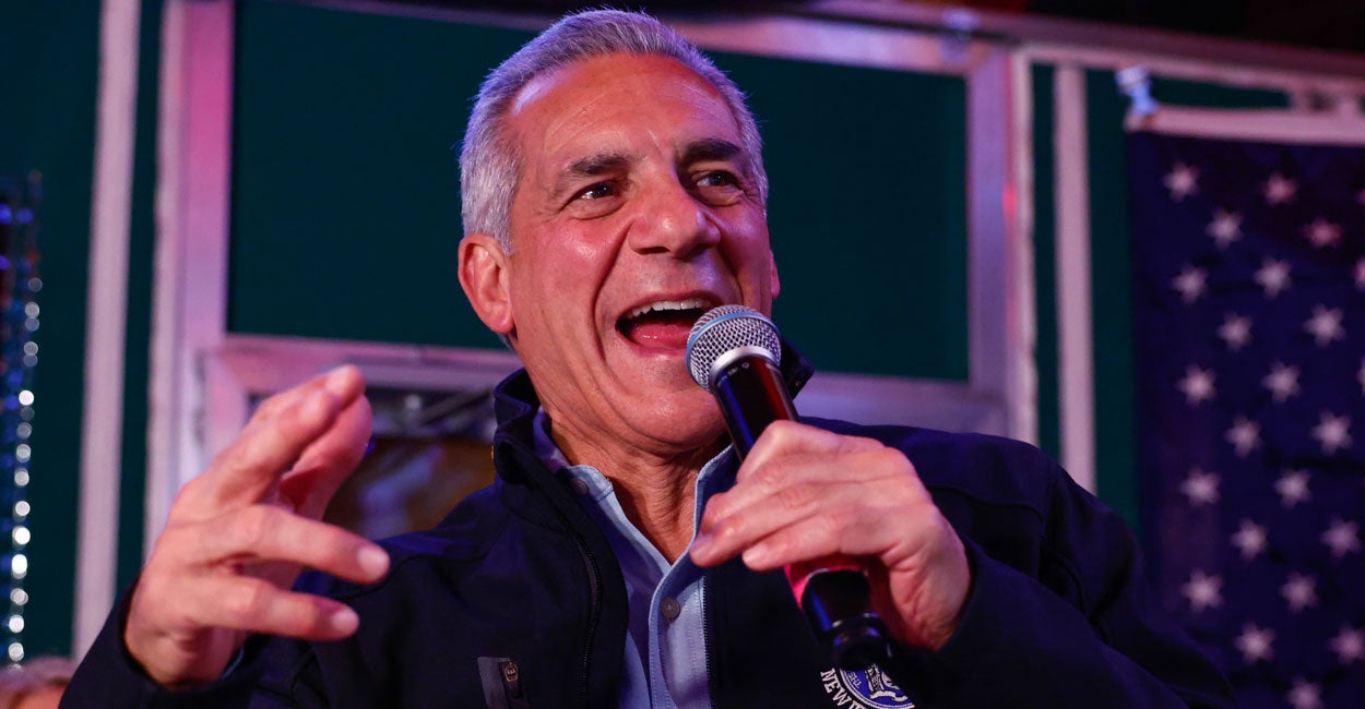 New Jersey Polls Closed After Bomb Threats on Election Day