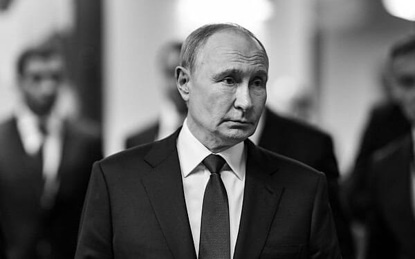 Russian President Vladimir Putin enters the joint press conference with President Donald Trump at the Arctic Warrior Event Center at Joint Base Elmendorf Richardson in Anchorage, Alaska, Friday, Aug. 15, 2025. (Official White House photo by Daniel Torok)