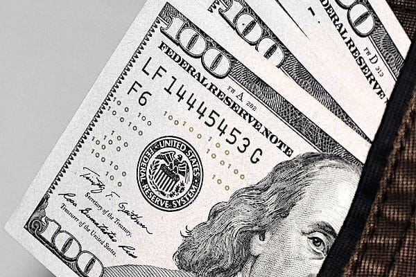 (Image by Meszárcsek Gergely from Pixabay)