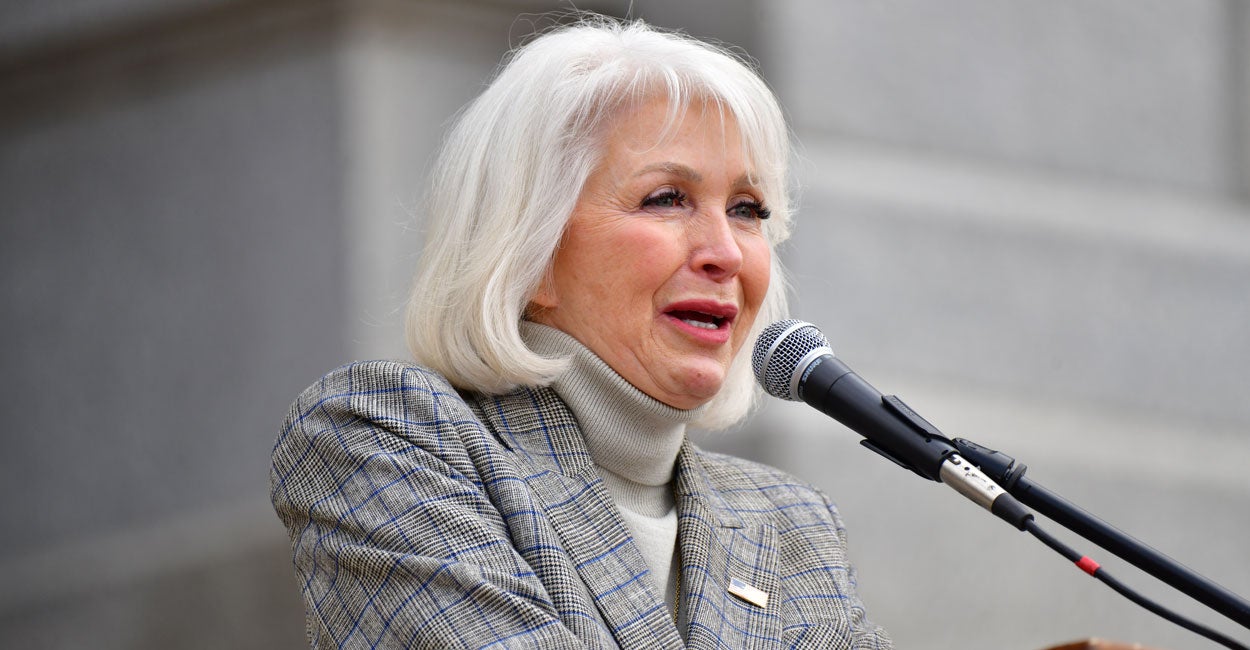 Colorado Gov. Mum on DOJ Request Tina Peters Be Transferred