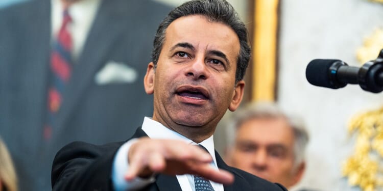 FDA Chief Has 'Moral Duty' to Expose COVID-19 Vaccine Deaths