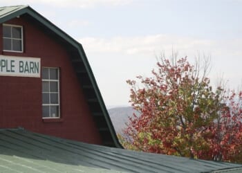 New Poll Says Local Officials See Political Polarization, Too