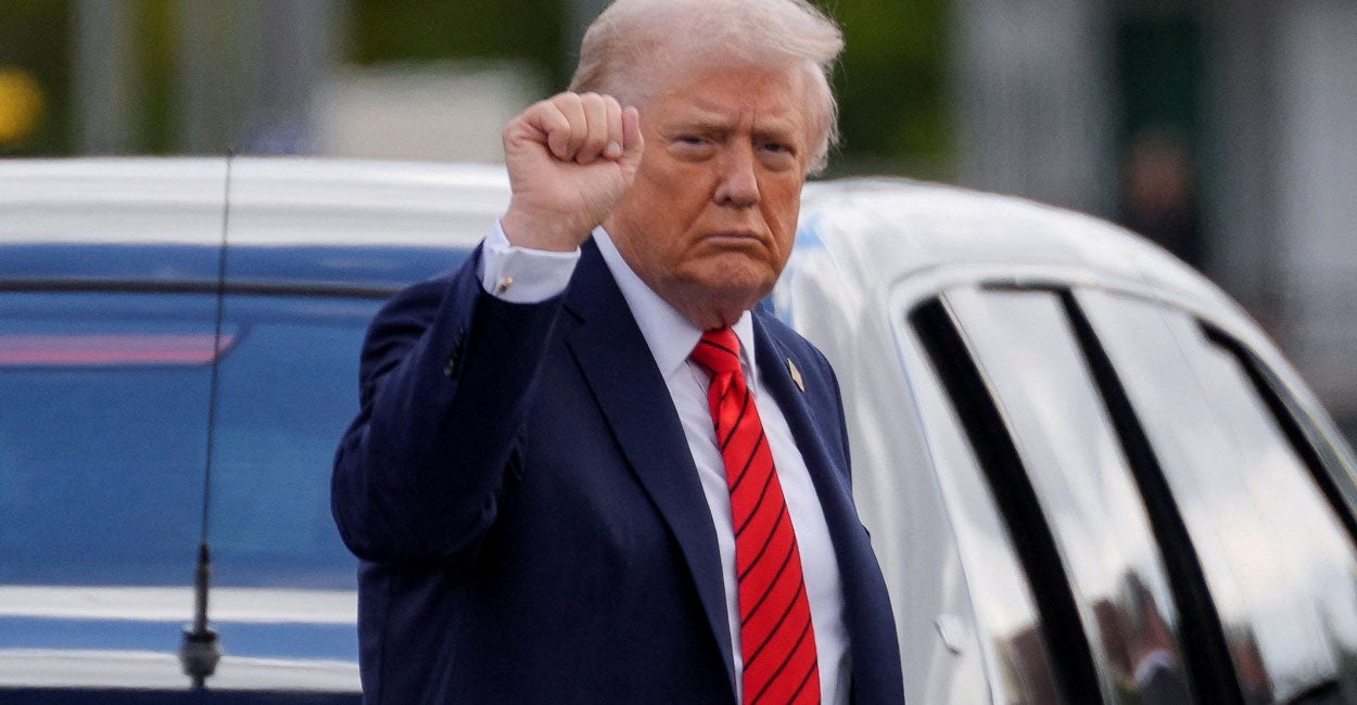 Trump Blocks 19 Countries From Immigrating to US 