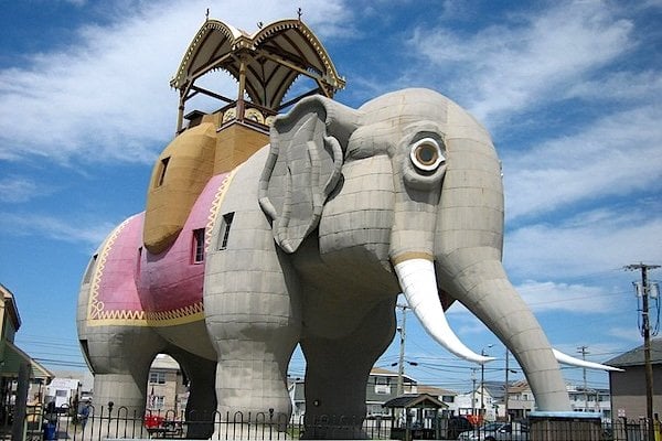 Lucy the Elephant statue in Margate, New Jersey (Image by <a href="https://pixabay.com/users/jimcintosh-1951355/?utm_source=link-attribution&utm_medium=referral&utm_campaign=image&utm_content=2313472">Jim McIntosh</a> from <a href="https://pixabay.com//?utm_source=link-attribution&utm_medium=referral&utm_campaign=image&utm_content=2313472">Pixabay</a>)