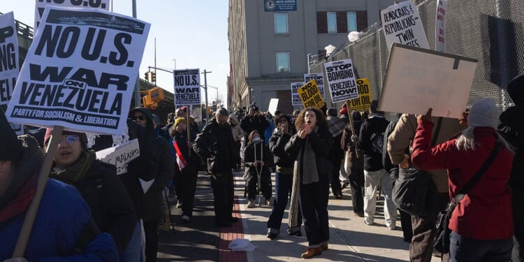 Leftist Network Organized Protests Against Trump on Maduro