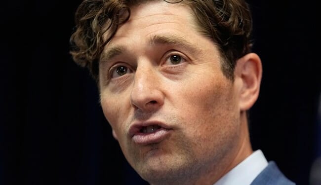 Mayor Jacob Frey Doubles Down After ICE Shooting, Makes Things Worse – RedState