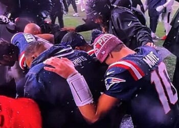 The athletes' inspiring prayer circles no one gets to see * WorldNetDaily * by WND Staff