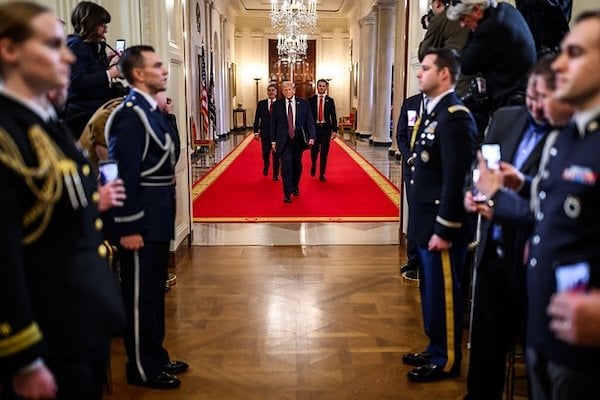 President Donald Trump and members of the 2025 Stanley Cup champion Florida Panthers, Thursday, Jan. 15, 2026, on the West Colonnade of the White House. (Official White House photo by Daniel Torok)