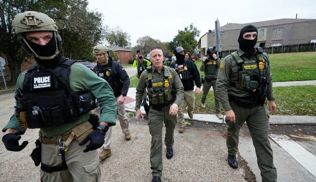 Two Federal Agents Fired Weapons in Alex Pretti Shooting, New Government Report Reveals – RedState