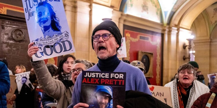 Minneapolis ICE Haters Are Not Into Peace