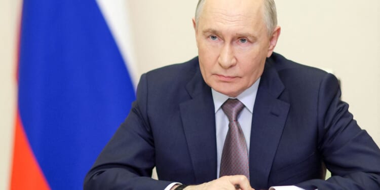 Is the US Operation in Iran a Gift to Putin?