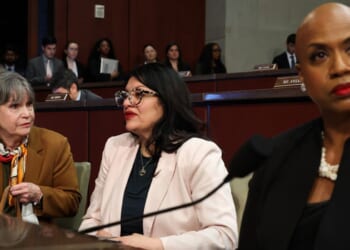 4 GOP Reps Help a 'Squad' Member Oppose Trump Migrant Policy