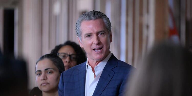 California Can't Seem to Rebuild After Its Wildfires