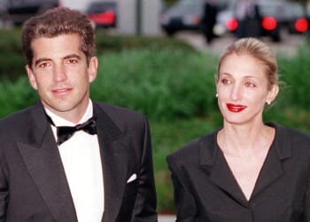 Carolyn Bessette Kennedy Re-Emerges as Conservative Style Icon