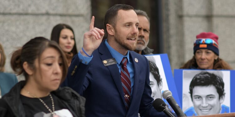 Colorado Dems Try to Block ICE From Joining Police