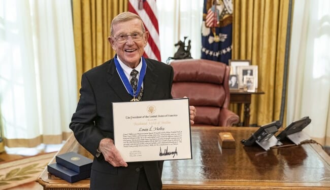 Legendary Notre Dame Coach and American Patriot Lou Holtz Dies at 89, Leaves Behind Powerful Legacy – RedState