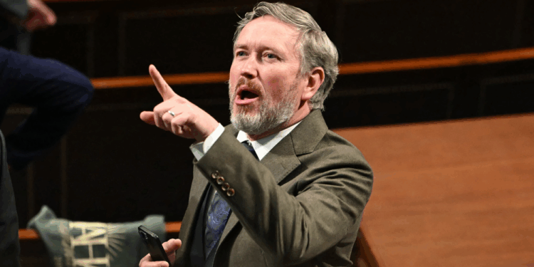 Massie Questions Woke Opponent's GOP Credentials