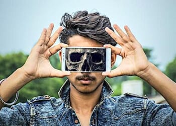 (Image by Meinawarahoon from Pixabay)