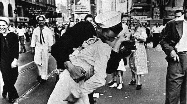 Alfred Eisenstaedt's iconic 'V-J Day in Times Square' photo