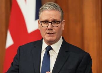 Chagos Islands Deal's Death a 'Humiliating Defeat' for Keir Starmer