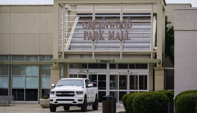 Mass Shooting at Mall of Louisiana in Baton Rouge Leaves 6 Injured, 2 Critically – RedState