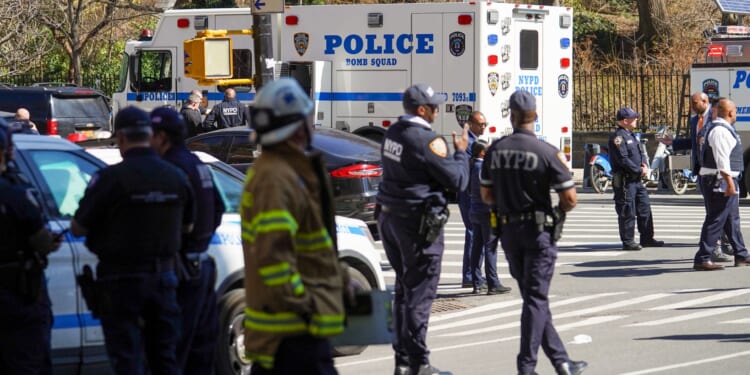 Most Americans Think US Unprepared to Face Bioterrorism
