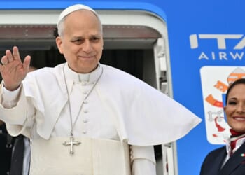 Pope Leo Dismisses Media Narrative of Rift With Trump