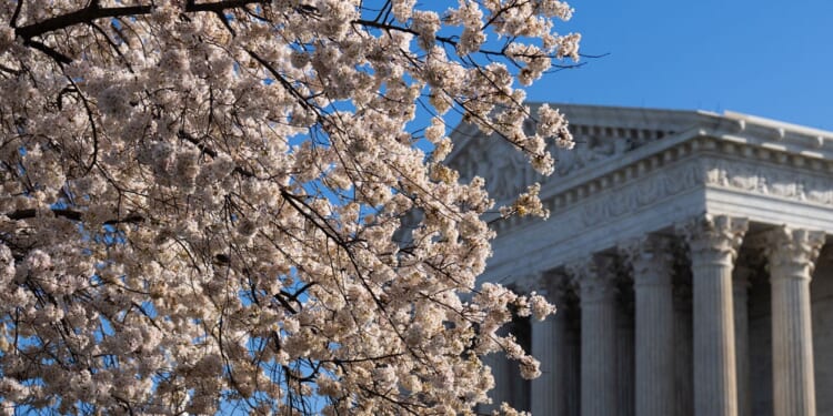 SCOTUS Declines to Hear Challenge to Public Transport Gun Ban