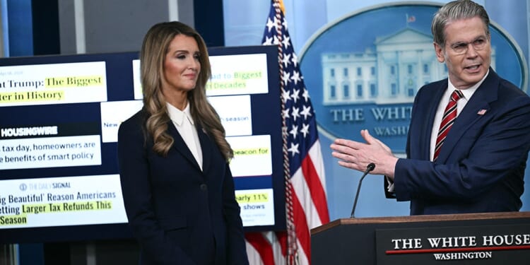 White House Addresses Falling Small Business Optimism