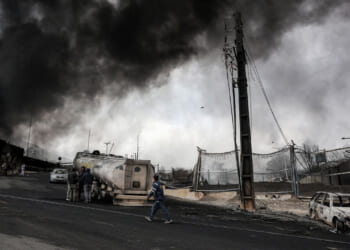 With No Clear Leader, Iran Is in Chaos