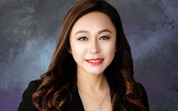 Eileen Wang (X)