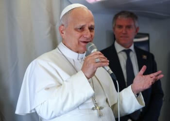 Iran Media Claims Pope Gave Their Ambassador a Special Award