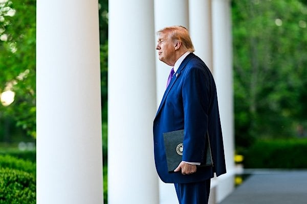 President Donald J. Trump hosts a Rose Garden Club dinner in honor of Police Week in the White House Rose Garden, Monday, May 11, 2026. (Official White House photo by Molly Riley)