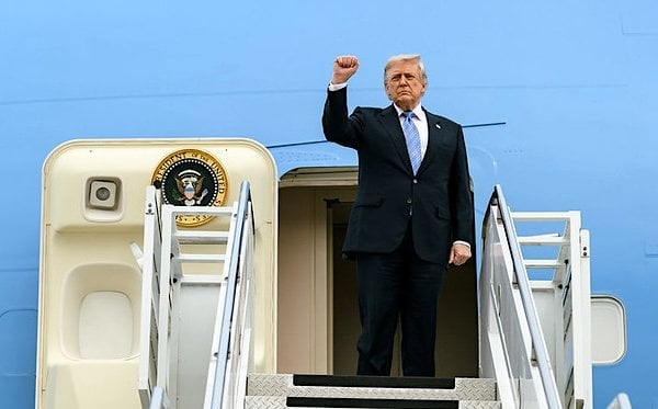 President Donald J. Trump boards Air Force One at Beijing Capital International Airport, China on Friday, May 15, 2025, en route Washington, D.C. (Official White House photo by Daniel Torok)