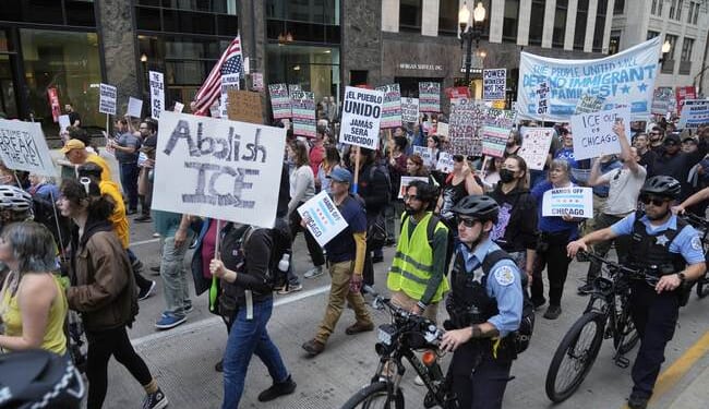 Wild Video Shows Anti-ICE Zealot Ramming Agent's Truck — Now Faces Up to 20 Years in the Slammer – RedState