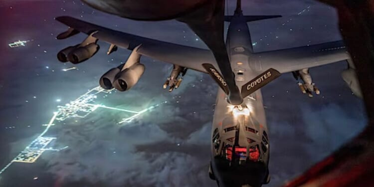 Watch U.S. Air Force B-52 Stratofortress crash just after takeoff in California * WorldNetDaily * by Joe Kovacs