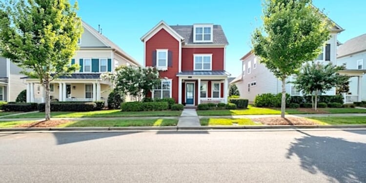 Red state HOA suddenly decides to ban residents from carrying guns in ‘shared spaces’