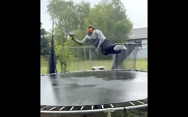 (Video screenshot)
