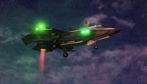 A Marine Corps F-35B Lightning II assigned to Marine Fighter Attack Squadron 122, 11th Marine Expeditionary Unit, conducts a vertical landing on the flight deck of the amphibious assault ship USS Boxer in the Pacific Ocean, Jan. 27, 2026. (U.S. Marine Corps photo by Lance Cpl. Nicole Stuart)