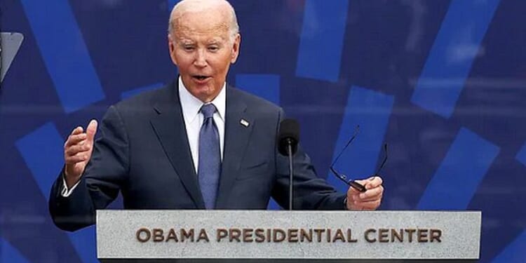 Obama Center opens, and Joe Biden displays his ability to get lost on stage * WorldNetDaily * by WND Staff