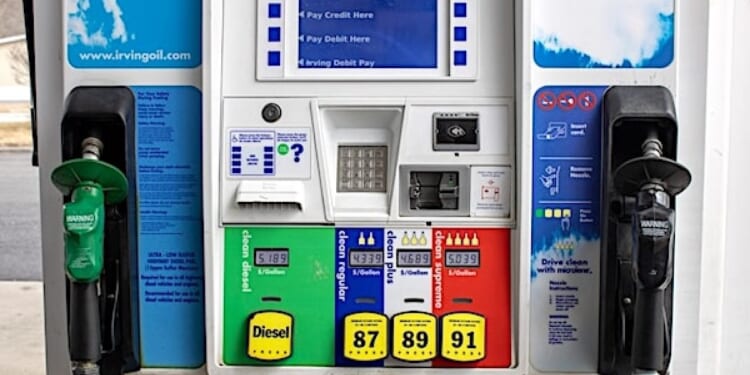 Price of oil plummets after U.S.-Iran peace deal announced * WorldNetDaily * by Benedict Segrest, Daily Caller News Foundation